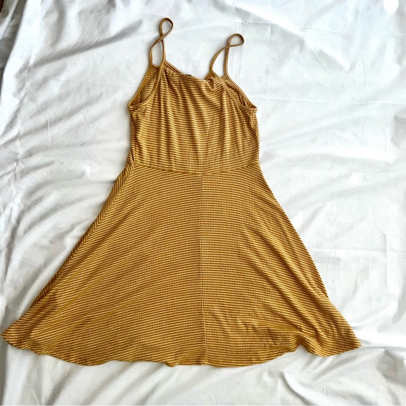 Forever 21 Juniors Size Large Spaghetti Straps Mustard Yellow Striped Dress - Picture 5 of 6